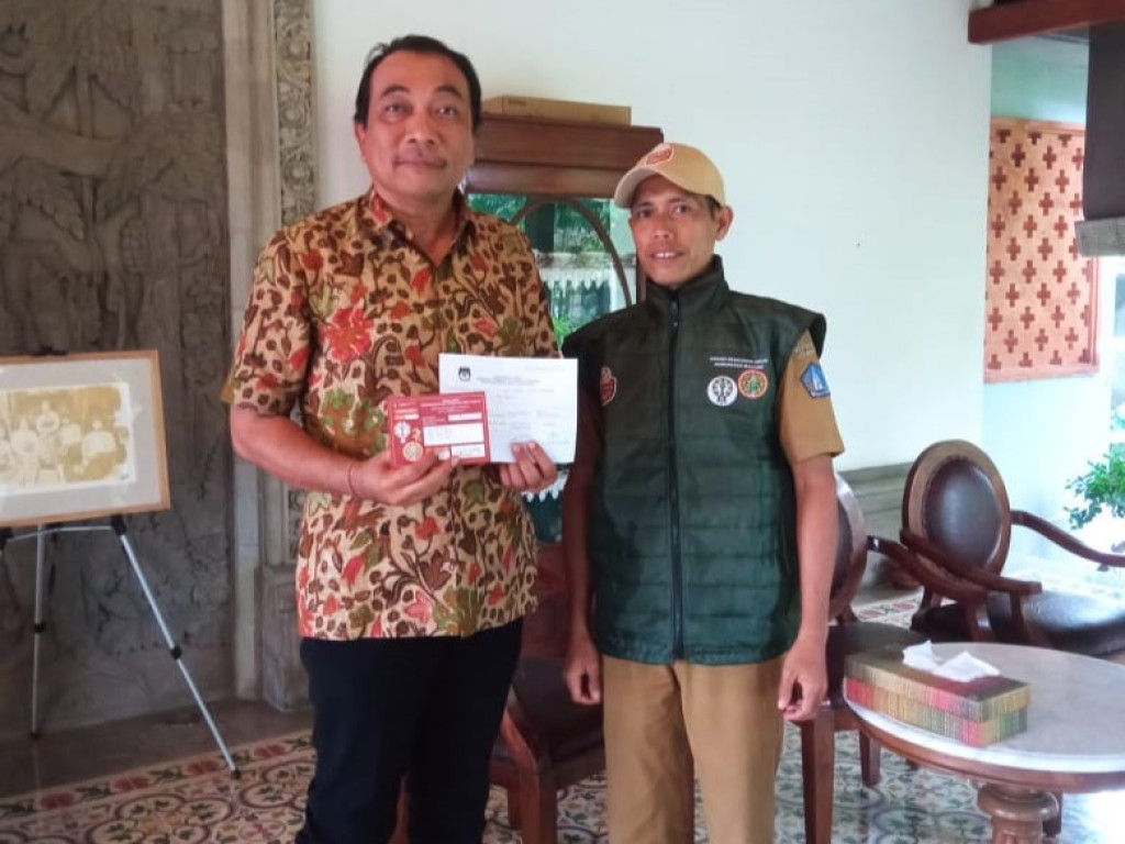 Giat Coklit Petugas Pantarlih Pada Pilkada Serentak 2024 di Banjar Tegeh, Desa Dalung
